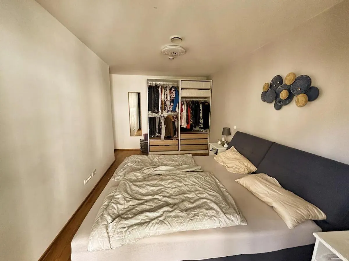Apartment 3 Rooms, 9 Min To City Centre By Feet Munich